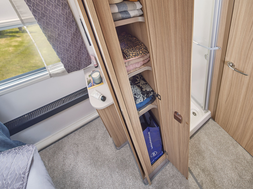 Unicorn-V-Pamplona-Bedroom-Storage-web